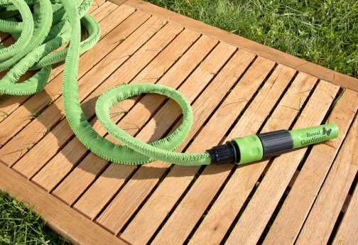 NX-5298_5_Royal_Gardineer_Dehnbarer_Gartenschlauch_6,8_m_bis_20_m,_Anschluss_12.jpg