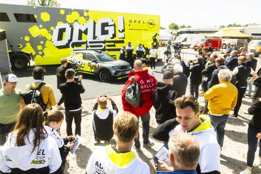 OpelMokkaGSERallyEinneuerStarimelektrischenRallyesport (11).JPG