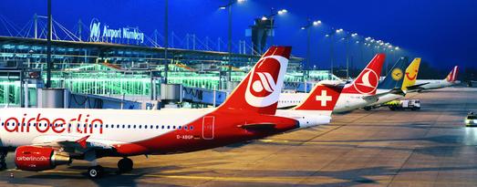 Der Optimismus ist an den Flughafen Nürnberg zurückgekehrt. Bereinigt um die Zahl der Umsteige-Passagiere ist die Zahl der Reisenden, die in Nürnberg starten und landen 2014 erstmals wieder um 5,4 Prozent gestiegen. Foto: obx-news
