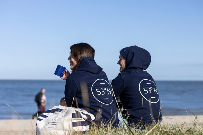 Hoodie und Tasse Merchandise Nordsee53Grad.jpg