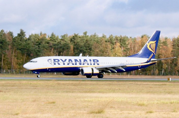 Ryanairmaschine bei der Landung in Nürnberg - Foto - Jens Henning-Billon.jpg