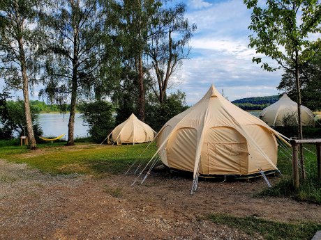Konstanz-Litzelstetten-Bodensee-Camping-Glampingzelt-01_Copyright_MTK-Britta-Frischmuth.jpg