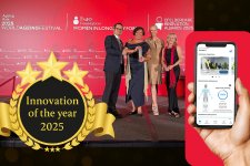 Innovationspreis 2025 für die HUR-App – verliehen in Singapur beim World Ageing Festival.