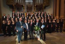 (v.li.) Vorsitzender des Unibunds David Brandstätter, Preisträger Prof. Dr. Frank Schwab, Stifter Dr. Kurt Eckernkamp, Medienforscherin Dr. Astrid Carolus, Leiter des Monteverdi-Chores Prof. Dr. Matthias Beckert. Foto: PattyVarasano