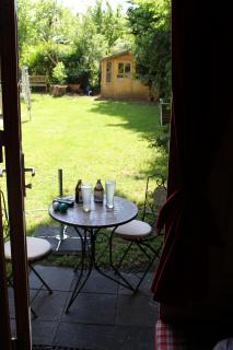 Uriges Holz-Wohnfass in München: https://airbnb.com/h/holzwohnfass-in-muenchen