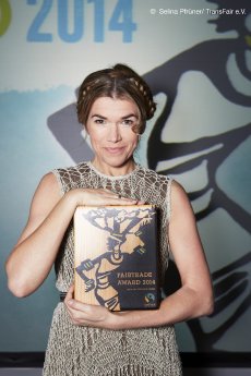Anke_Engelke_Fairtrade_Award2014.jpg