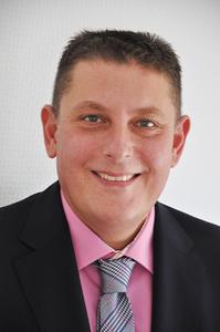 Alexander Hamdi Hammoud komplettiert das Vertriebsleiter-Tandem bei DIETZ GmbH Reha-Produkte