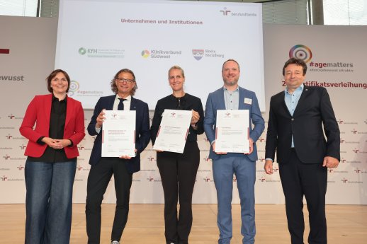 250618berufundfamilie_Z1_Gruppe4.jpg