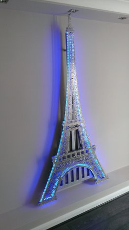 Art-Radiator-Eiffelturm-Kristalle-LED-lila.jpg
