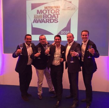 Motor_Boat_Awards_2016_SealineS-C330-01-3c5f2.jpg