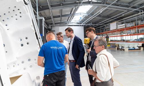 Interessante Einblicke in ein höchst innovatives Unternehmen erhielt MdL Daniel Karrais (FDP) bei der Firma Whirlcare Industries