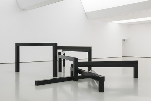 Morellet_Beaming_2002_VG_Bild-Kunst.jpg