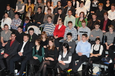 Feier in Rottenburg:In der ersten Reihe saßen die 5 Bundessiegerinnen und -sieger, nämlich M.Gresser(Meßstetten),Automobilkaufmann D.Korell (Tüb.), Kosmetikerin M.Seeger (Alpirsbach),Sattlerin J.Puckschamel(Reutl.) und  die Bestattungsfachkraft A.Jozwik