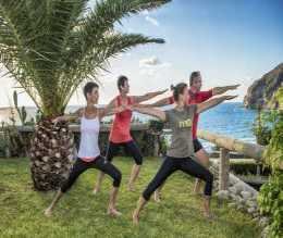 Yoga in der Natur auf Ischia Mailingwork.jpg