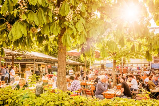 Biergarten-Hafenhalle_Bildnachweis_MTK-Dagmar-Schwelle.jpg
