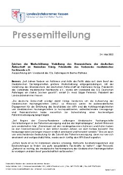PM_Ehrenzeichen der deutschen Ärzteschaft für Hannelore König.pdf
