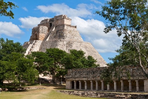 Maya Kultur in Mexiko_Credit f9photos,shutterstock_low res.jpg