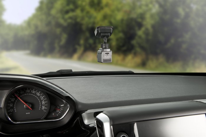 NX-4317_-_NX-4318_16_NavGear_WiFi-Mini-Dashcam_mit_Full-HD_(1080p)_G-Sensor_155-Weitwinkel_.jpg