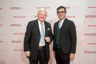 Laudator Prof. Dr. med. Klaus V. Toyka mit Sobek-Nachwuchspreisträger 2018 Prof. Dr. med. Aiden Haghikia