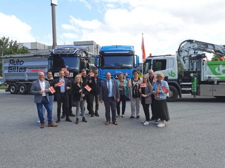 Teilnehmer, Unterstützer u. Organisatoren trafen sich zur Pressekonferenz anlässlich WKOW 2025©W.jpg