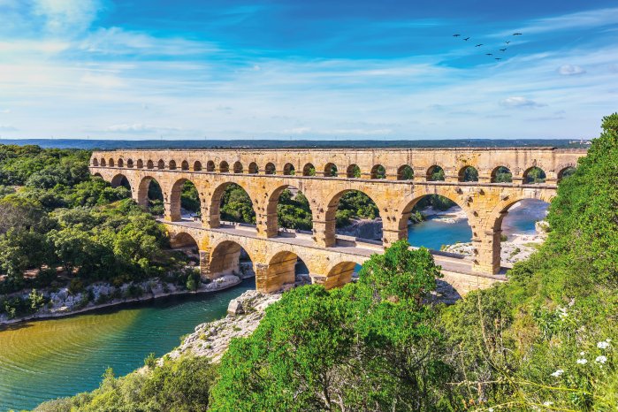 @_K_Avraham_AdobeStock_116522932_Pont du Gard_klein.jpg