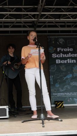 Andrea_Bosch.jpg