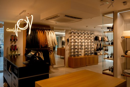 2025_Q1_03_FRANKFURT_STORE57.JPG