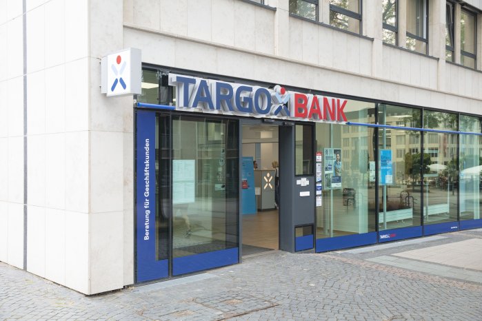 Filiale Essen Kennedyplatz_©TARGOBANK.jpg