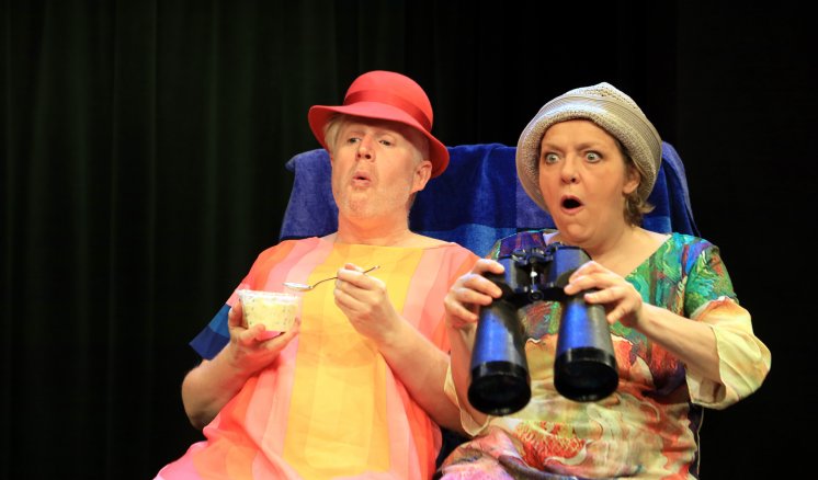 AcademixerSaggsschOnTheBeah04.jpg