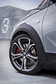 Opel-ADAM-ROCKS-S-295214.jpg