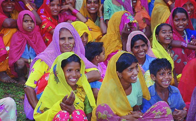 Indien - Frauen am Ganges.jpg