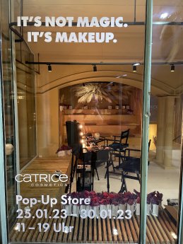 CATRICE_Pop-up-Store_1.JPG