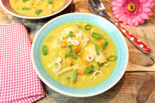 Spaghettikürbissuppe mit Hähnchen.jpg