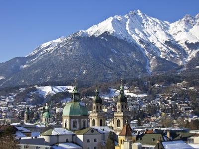 Empfohlene Reiseziele fr Singles. Tipps und Tricks fr Alleinreisende. Alleine reisen als Frau Sicherheit. Singleurlaub mit Kind. Singlereise-Ziele nach Singlereisen Top Angebote fr Alleinreisende | Urlaubsguru