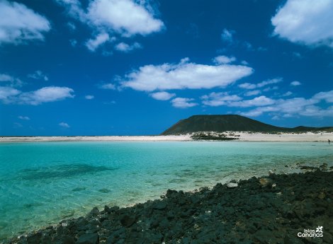 Fuerteventura_Isla_de_Lobos_Credit_turismodecanarias.jpg