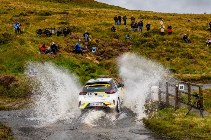 adac-opel-rally-junior-team-feiert-siebten-em-titel (5).jpg