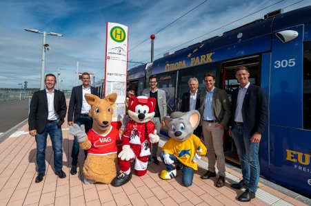 Feierliche Eröffnung: Haltestelle "Stadion" heißt jetzt "Europa-Park Stadion" / Quellenangabe „Patrick Seeger, Stadt Freiburg“