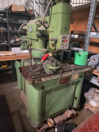 Unfallwagen und Altfahrzeuge Verschrottung bei einen Erfahrenen Schrotthändler Einleitung.jpg