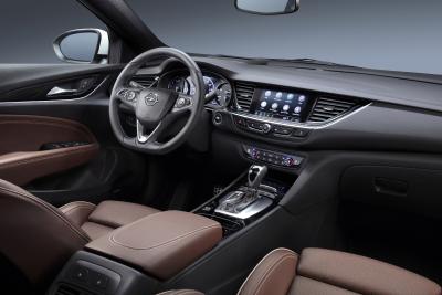 Bestens vernetzt: Opel Insignia mit neuer Infotainment-Generation