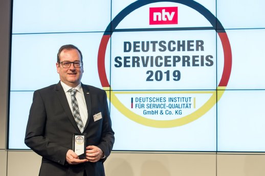 Sixt_Servicepreis_2019.jpg