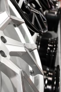 WELTPREMIERE auf der Essen Motor Show: Barracuda Tzunamee EVO