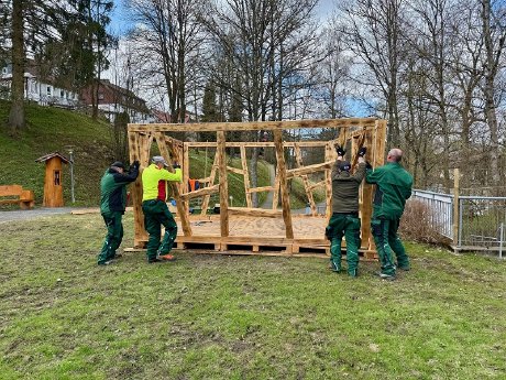 20260416_Aufbau_Hexenhaus_Copyright GLC AG Katharina Dundler.jpg