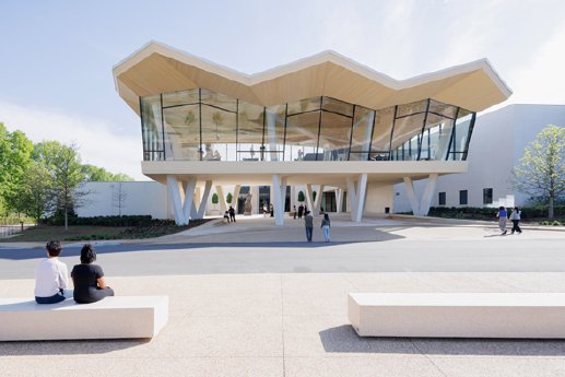 TAoAG_ArkansasMuseumOfFineArts_%28c%29IwanBaan_590.jpg