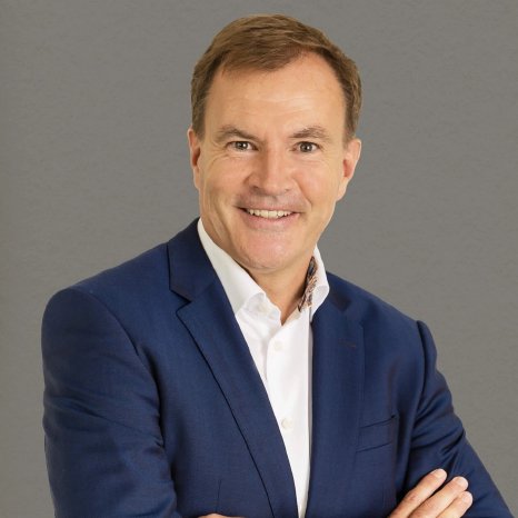 Manfred Groeppel.jpg