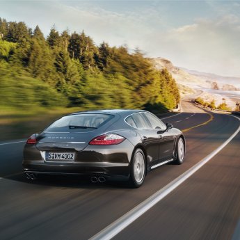 Panamera-2.jpg