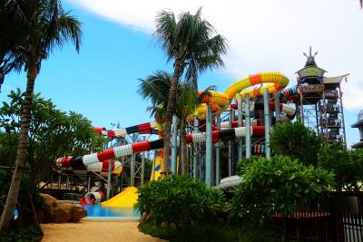 Qizibay, China Thrills With Signature Waterslides