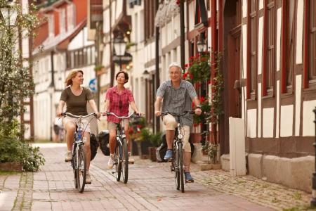 Radfahrer unterwegs in der Rattenfängerstadt Hameln