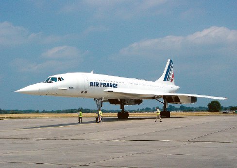 Concorde landet auf dem Flughafen Baden Airpark.pdf