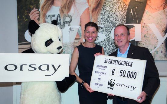 ORSAY_WWF-Spendenscheck.jpg