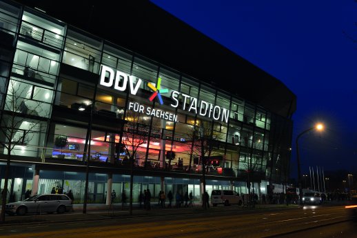 Dynamo-Stadion-Nacht2.jpg
